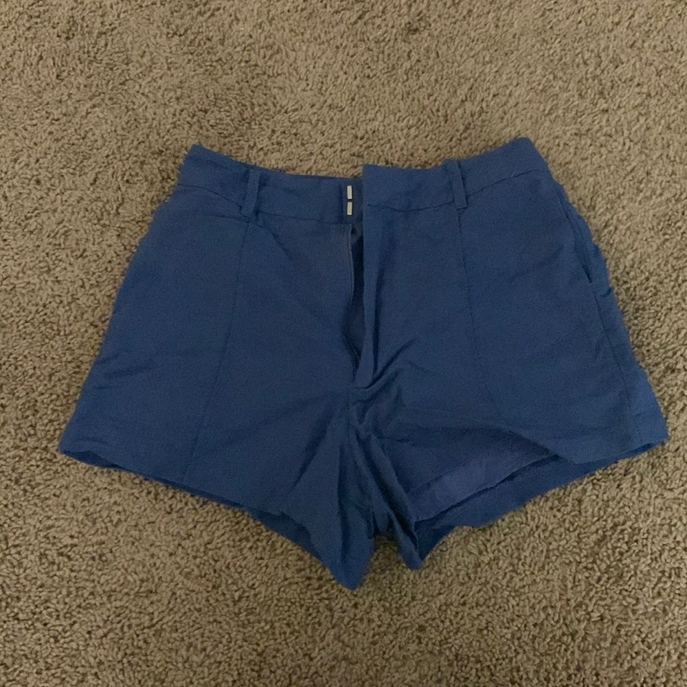 ASTR the Label blue linen shorts